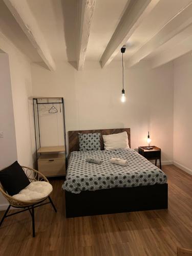 Photo de la galerie de l'établissement charmant studio, à Blanzy