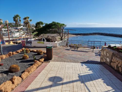 Daniel Beachfront, 2 Rooms Wifi Free