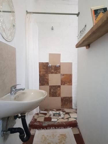 Ванная комната в Beautiful Brixton