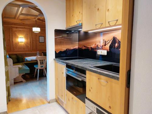 Haus Veidlis, Familie Obkircherにあるキッチンまたは簡易キッチン