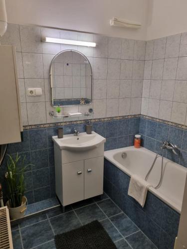 Koupelna v ubytování Tudor Apartman