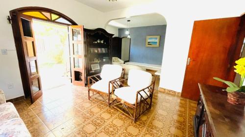 Χώρος καθιστικού στο Casa de Praia 5 Quartos