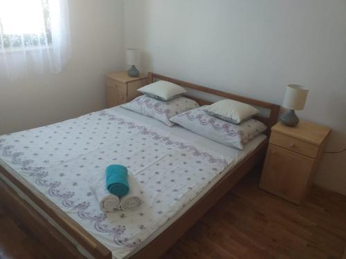Apartment Primosten 17696a