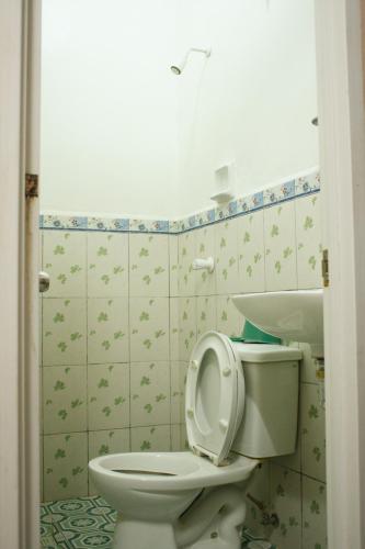 Un baño de GV Hotel - Catbalogan