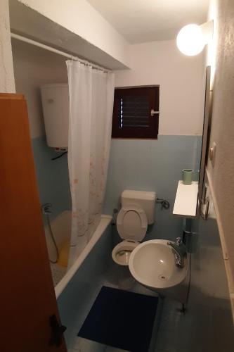 Apartments by the sea Starigrad, Paklenica - 17865