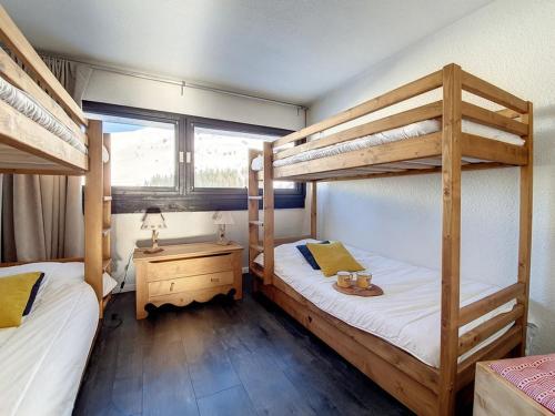 Spacieux appartement 6 pers, balcon, départ ski aux pieds - FR-1-344-1027