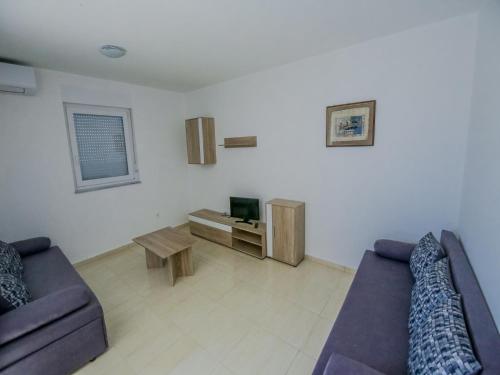 Apartments with parking space Novalja, Pag - 17954