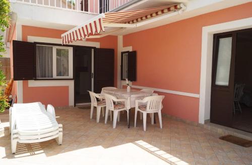 Apartments by the sea Sparadici - Sibenik - 18043
