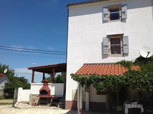 Holiday house with a parking space Bonaci, Central Istria - Sredisnja Istra - 18104
