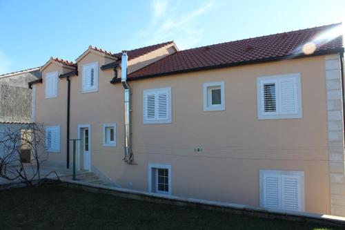 Fotografie z fotogalerie ubytování Apartments with a parking space Donji Humac, Brac - 18119 v destinaci Nerežišće
