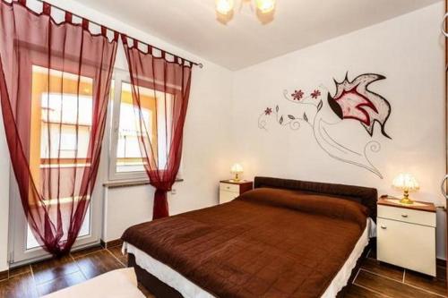 Apartments and rooms with parking space Malinska, Krk - 18193