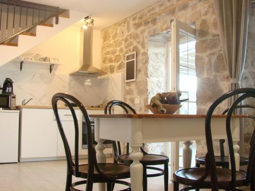 Kuchyňa alebo kuchynka v ubytovaní Holiday house with a parking space Mokalo, Peljesac - 18303