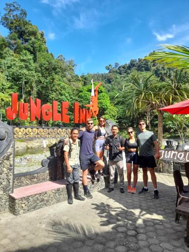 Gäste, die in der Unterkunft Jungle Inn Bukit lawang übernachten