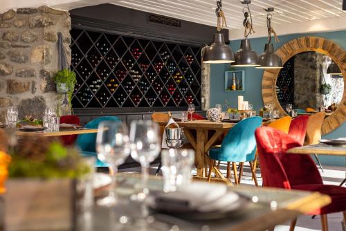 Εστιατόριο ή άλλο μέρος για φαγητό στο Hôtel Courcheneige