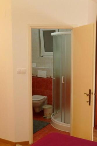 Apartments by the sea Barbat, Rab - 18462