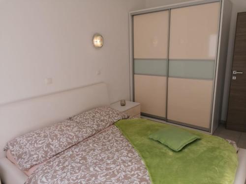 Posteľ alebo postele v izbe v ubytovaní Apartment Mali San