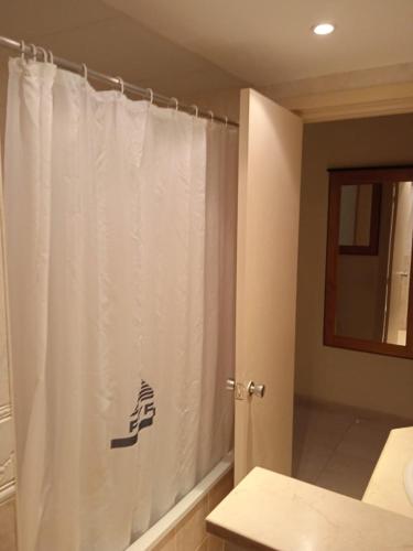Estudio 1ª linea vista mar planta 7 PYR Fuengirola