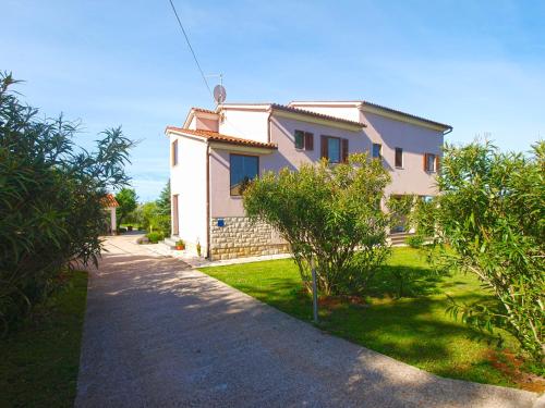 House Sergio 2206