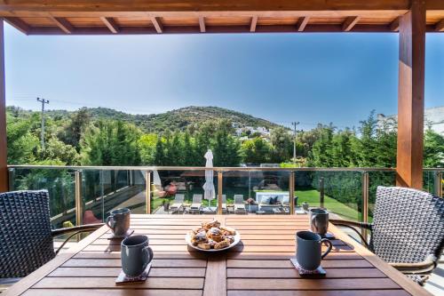 Gallery image of Contemporary Luxury Villa in Yalıkavak Center in Bodrum City