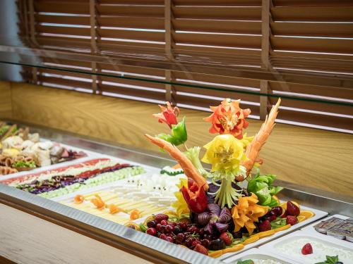 Comida en o cerca de este hotel