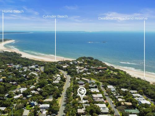 an aerial view of a beach and the ocean at Snapper Unit 4 in Point Lookout