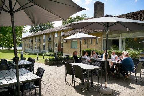 Hotel Skanderborghusにあるレストランまたは飲食店
