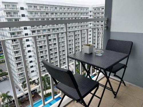 Balkón nebo terasa v ubytování MOA staycation Shell Residences Pasay city darpm