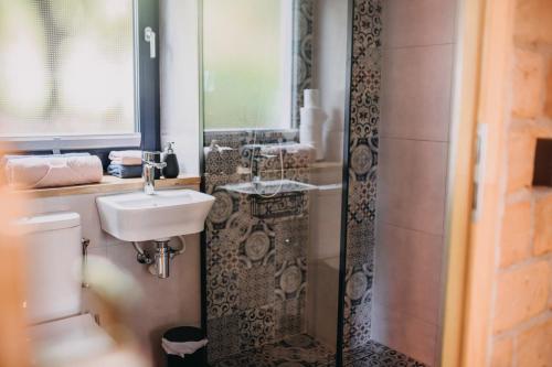 Ένα μπάνιο στο Las Skarpa apartamenty