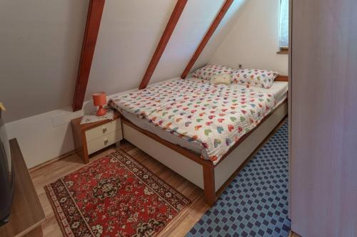 A bed or beds in a room at Family friendly house with a parking space Donja Stubica, Zagorje - 19236