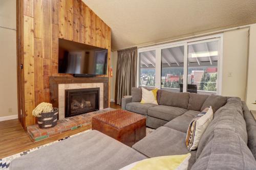 SB206 Snowbridge 2Br 2Ba condo – Photos 2