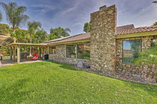 Spacious and Private Wine Country Villa with View