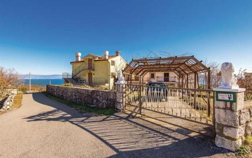 Fotografie z fotogalerie ubytování Family friendly apartments with a swimming pool Zagore, Opatija - 20003 v destinaci Mošćenička Draga