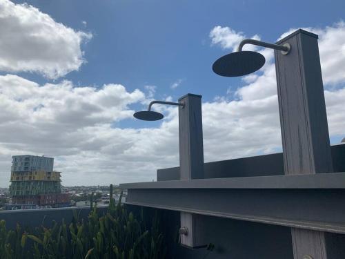 Φωτογραφία από το άλμπουμ του Rooftop infinity pool - St Kilda luxury στη Μελβούρνη
