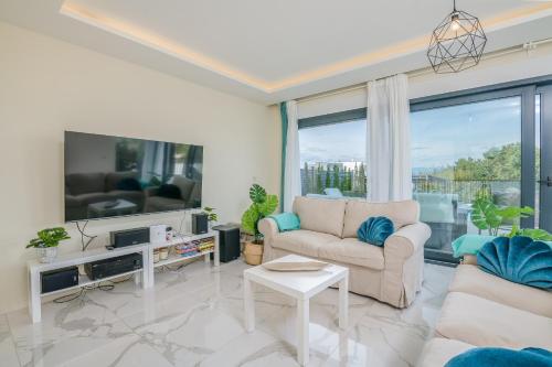 Family-friendly apartments with swimming pool Vantacici, Krk - 19252