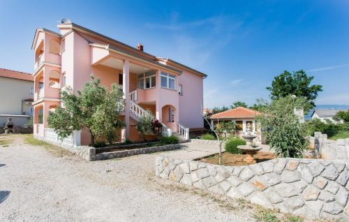 Apartments with parking space Silo, Krk - 19256