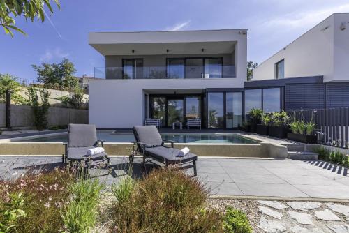 Family friendly house with a swimming pool Vantacici, Krk - 19263