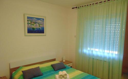 Apartments by the sea Seget Donji, Trogir - 19351