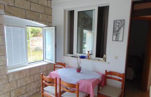 Apartments by the sea Seget Donji, Trogir - 19351