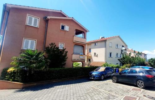 Apartments with a parking space Malinska, Krk - 19309