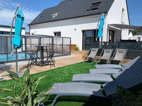Maison 10 pers en bord de mer avec piscine chauffée toute l'année, spa et hamman