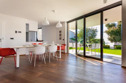 Family-friendly apartments with swimming pool Vantacici, Krk - 19403