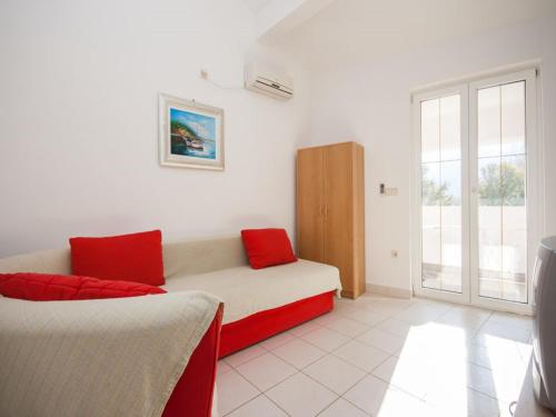 Apartments with parking space Baska, Krk - 19433