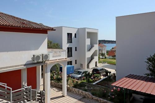 Apartments and rooms by the sea Banjol, Rab - 19692