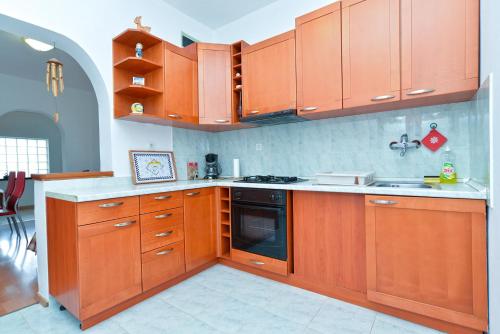 Family-friendly apartments with swimming pool Fazana - 19595