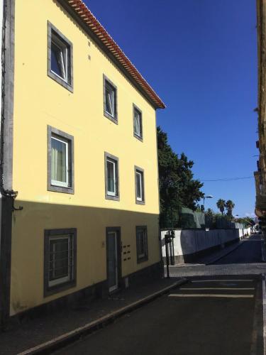 Yellow Flat One Azores