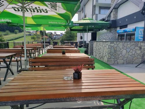 Εστιατόριο ή άλλο μέρος για φαγητό στο MOTEL ALADIN