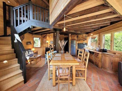 Chalet de Charme aux Gets - 6 Pers, 3* avec Navette pour les Pistes et Jardin Privatif - FR-1-598-96