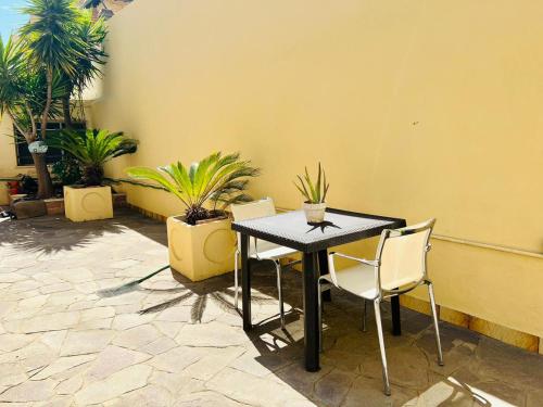 Afbeelding uit fotogalerij van surf house in Lido di Ostia