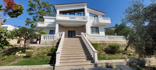 Villa Mare - for families & groups