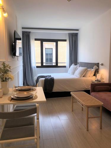 Luxury Studio Retiro Park & Prado Museum